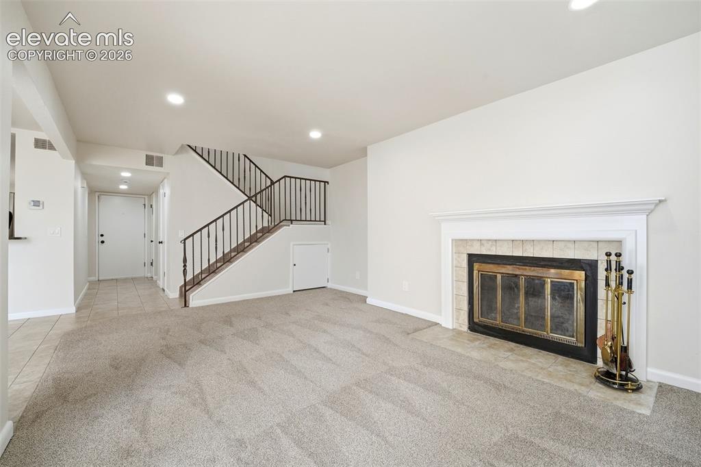 Image 7 of 46: Living Room