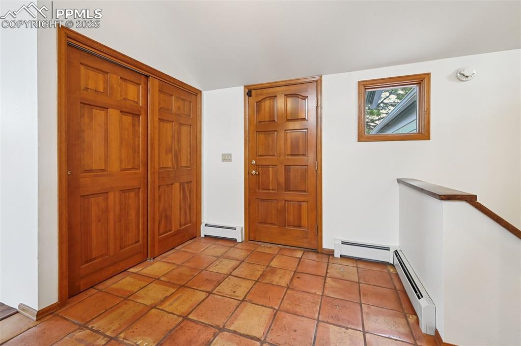 Image 13 of 49: Entryway