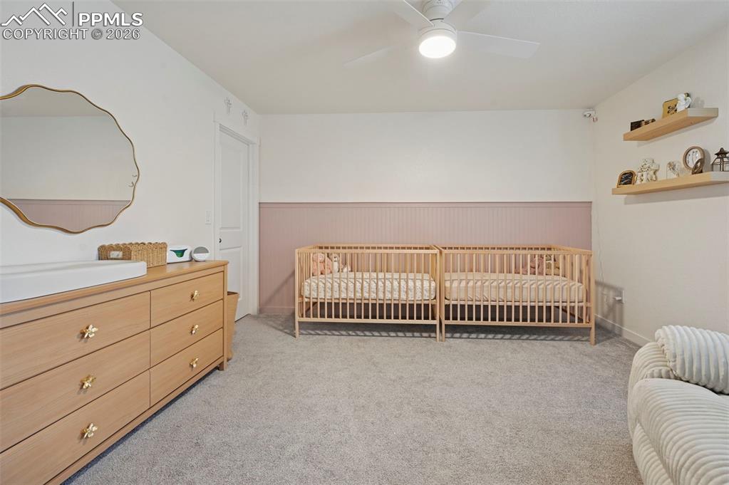 Image 21 of 35: Bedroom