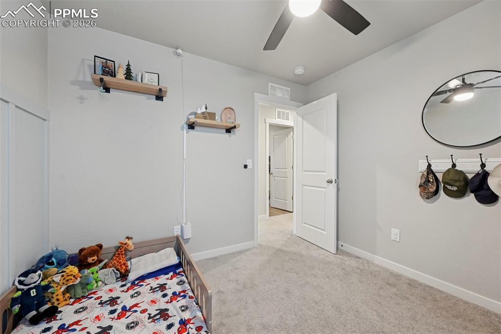 Image 28 of 35: Bedroom