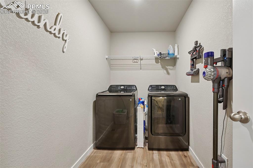 Image 29 of 35: Laundry