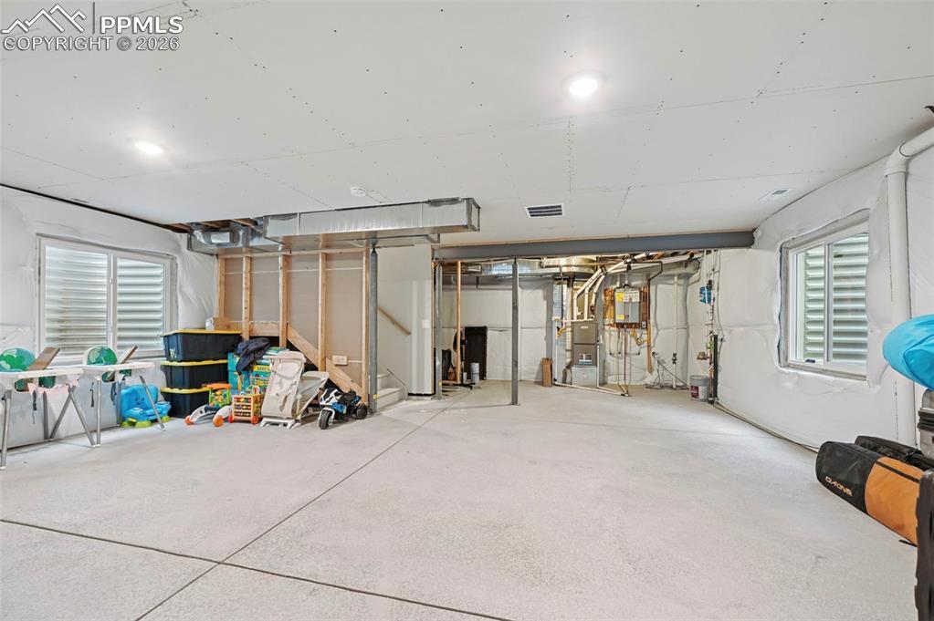 Image 31 of 35: Basement