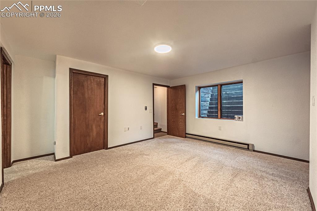 Image 32 of 49: Bedroom