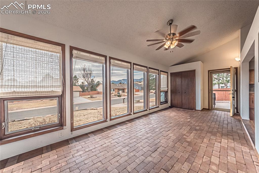 Image 6 of 49: Sun Room