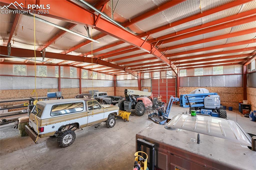 Image 48 of 50: View of garage