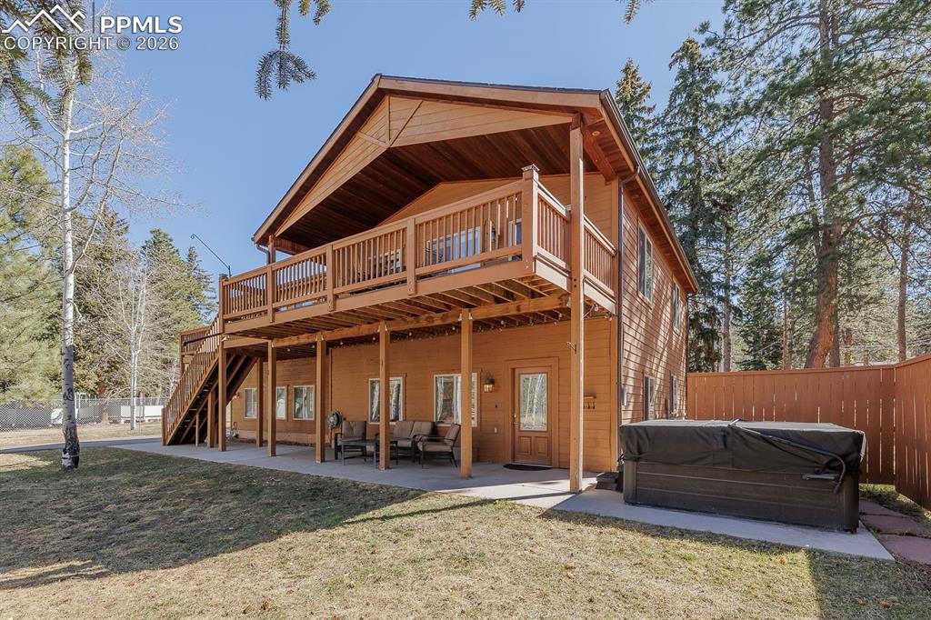 Image 2 of 32: Back of Structure