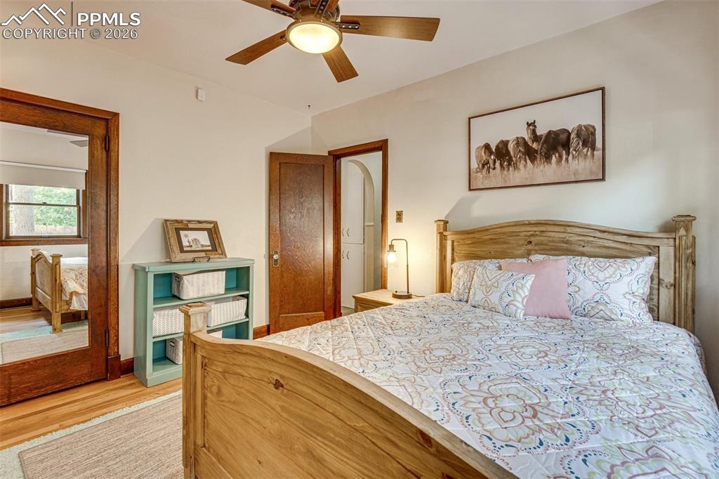 Image 12 of 22: Bedroom