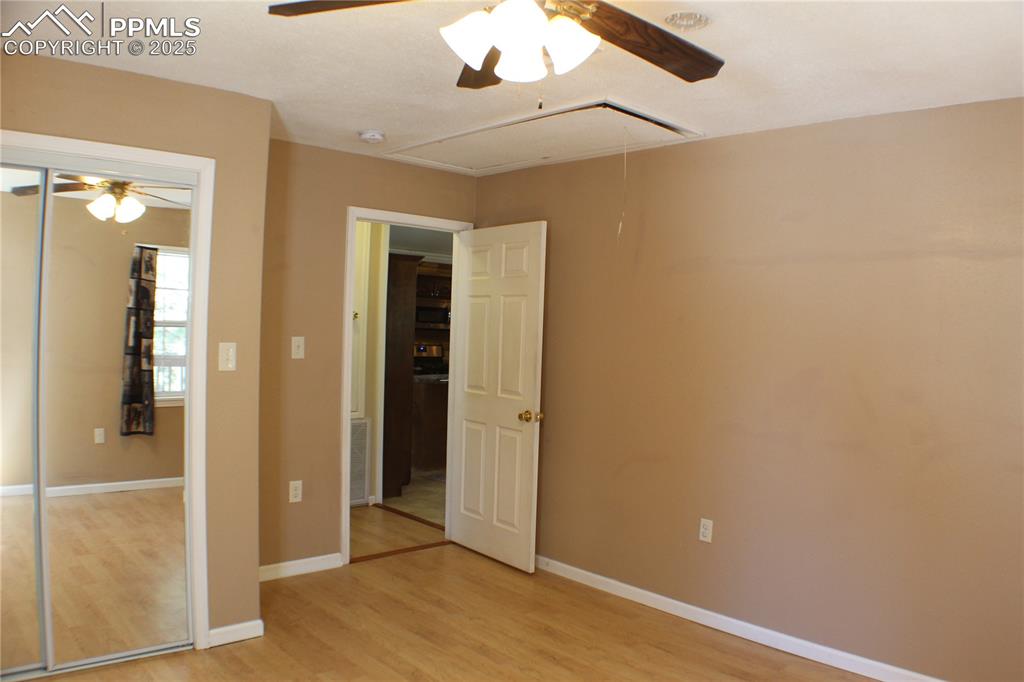 Image 16 of 36: Secondary Bedroom