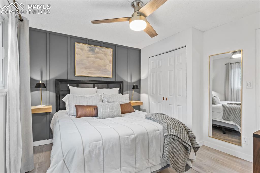 Image 18 of 35: Bedroom