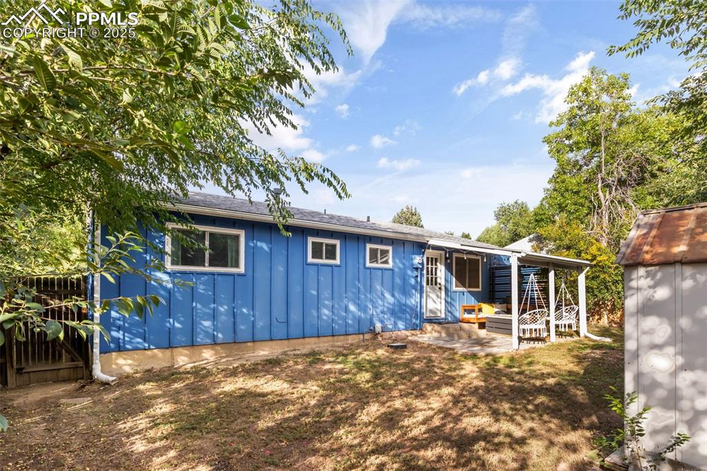 Image 33 of 35: Back of Structure