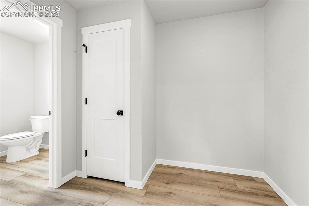 Image 21 of 41: Laundry