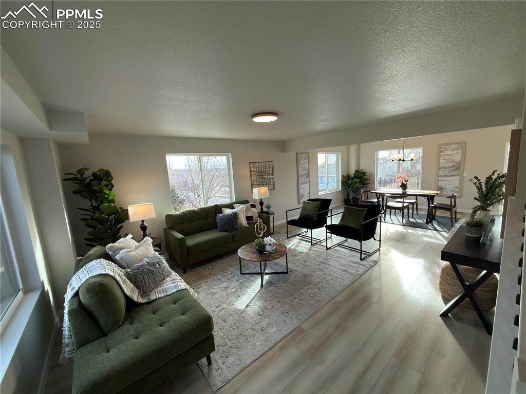 Image 4 of 41: Living Room