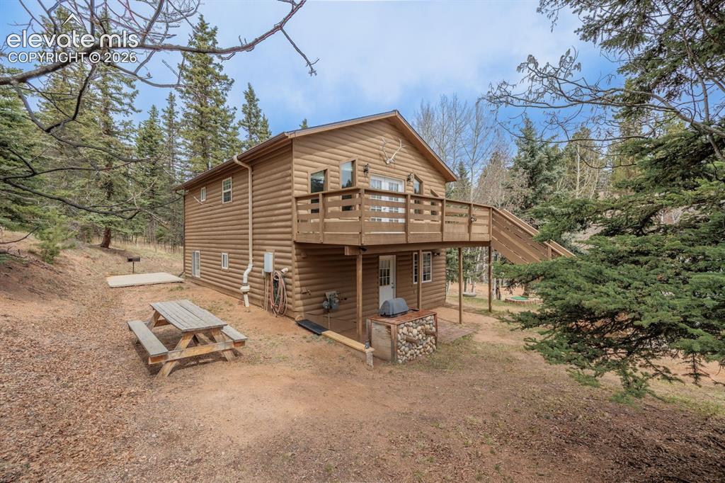 Image 1 of 33: Front of Structure