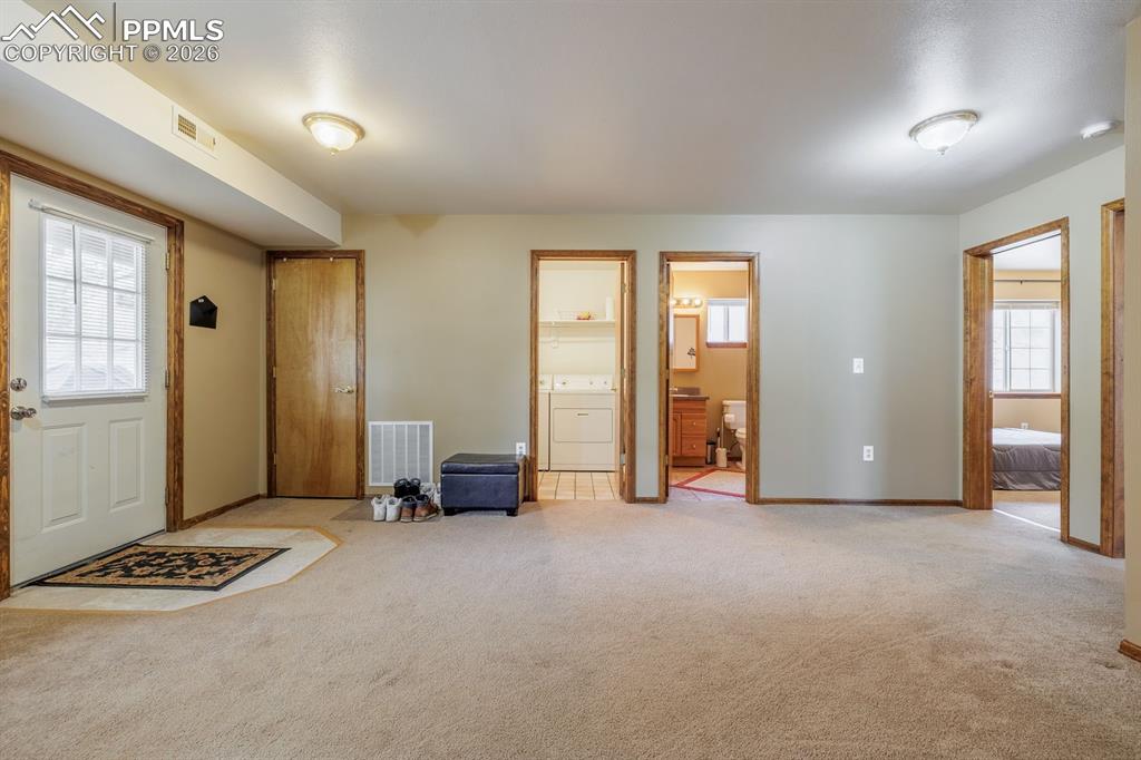 Image 29 of 33: Family Room