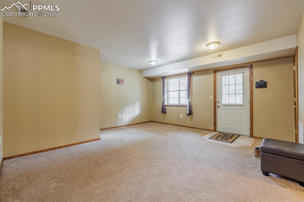 Image 30 of 33: Family Room