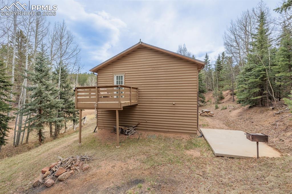 Image 32 of 33: Back of Structure