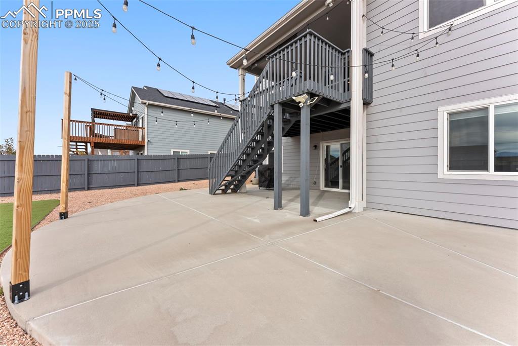 Image 39 of 47: Patio