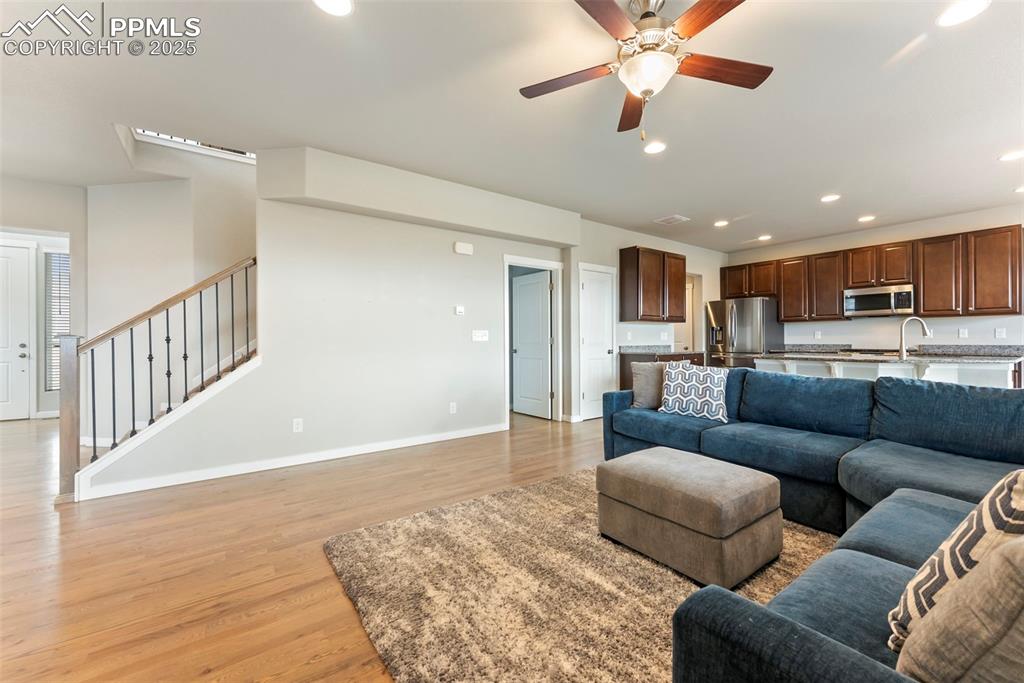 Image 6 of 47: Living Room