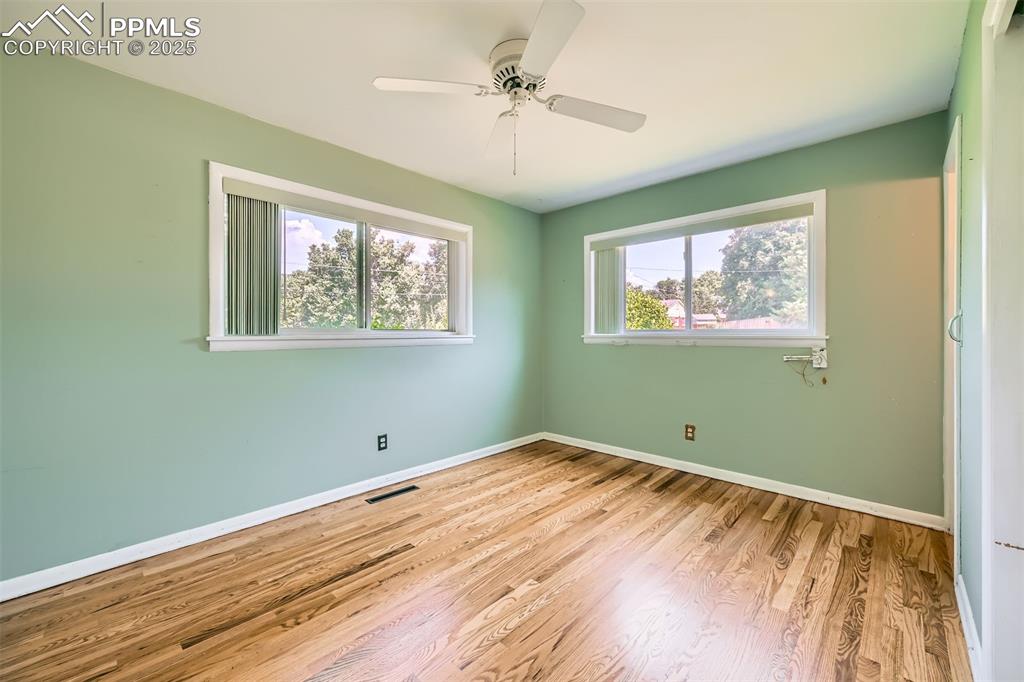 Image 15 of 33: Primary BDRM