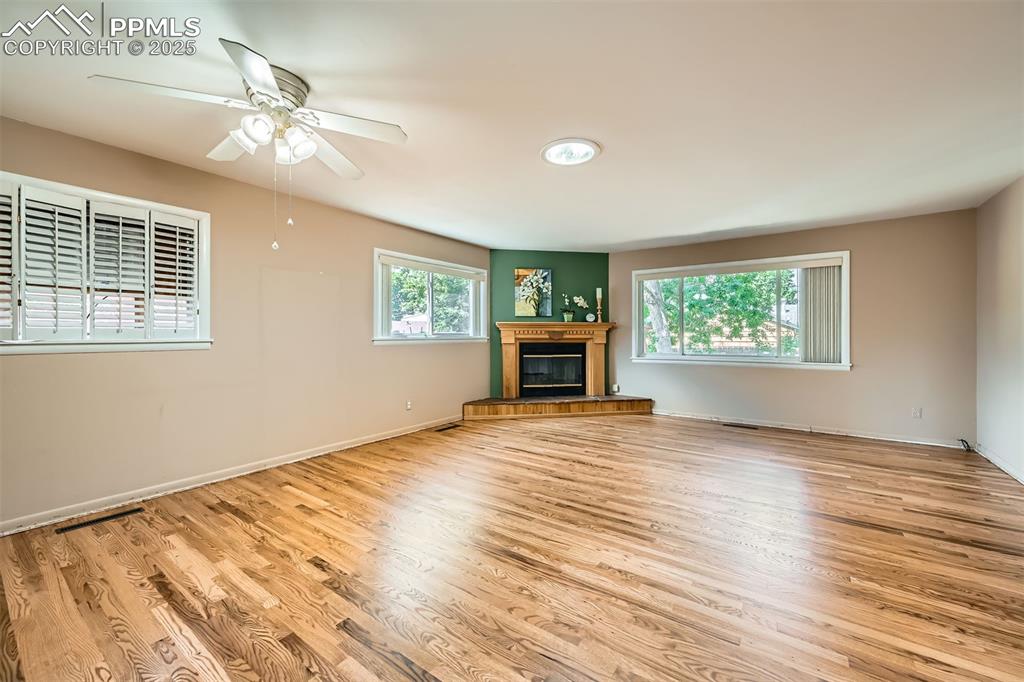 Image 5 of 33: Hardwood Floors-refinished