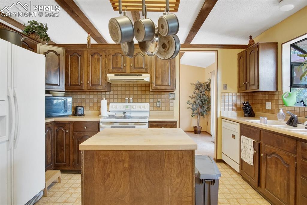 Listing 8277012, Image 15 of 32