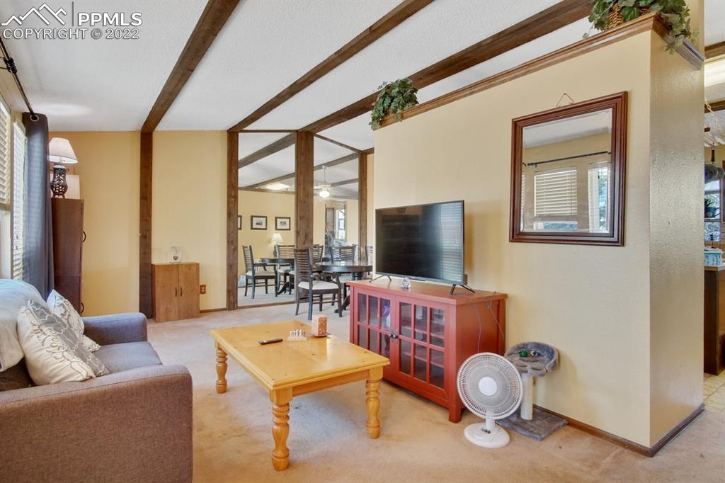 Listing 8277012, Image 8 of 32