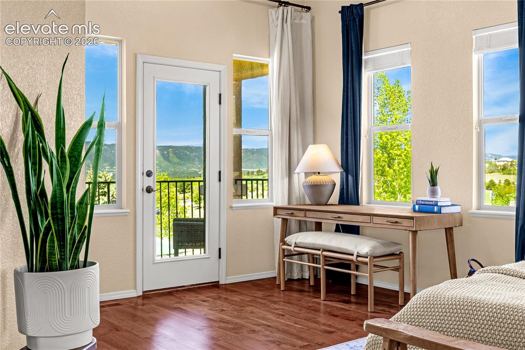 Image 19 of 41: Private balcony and sitting area