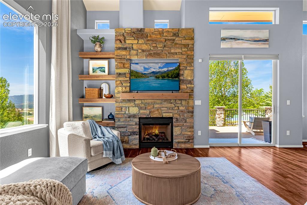 Image 4 of 41: Gorgeous Great Room with views