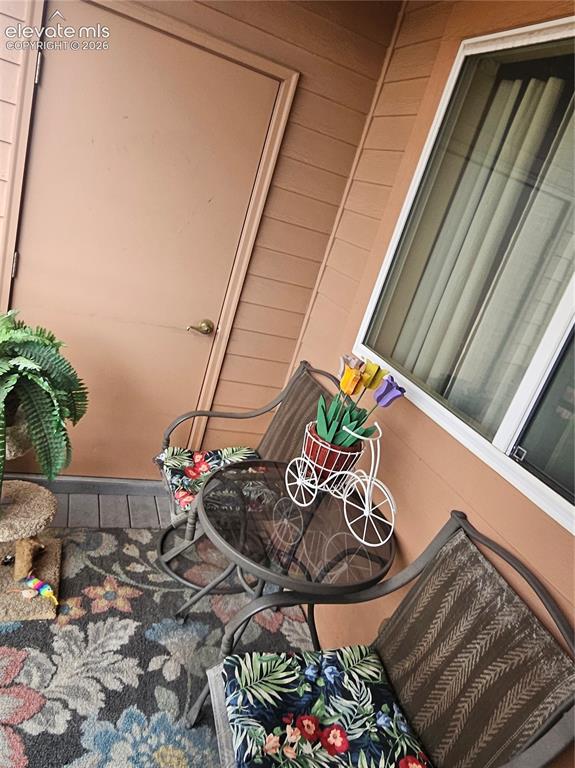 Image 21 of 24: located off od living room
