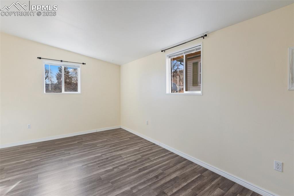 Image 20 of 37: Bedroom