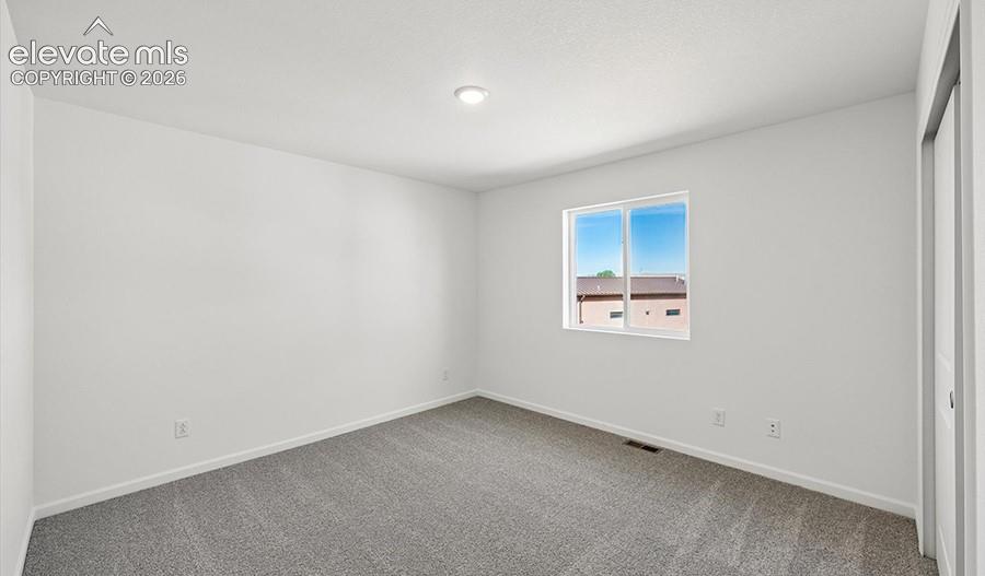 Image 15 of 26: Bedroom