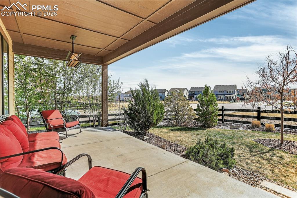 Image 42 of 47: Patio