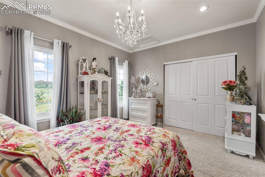 Image 22 of 50: Bedroom