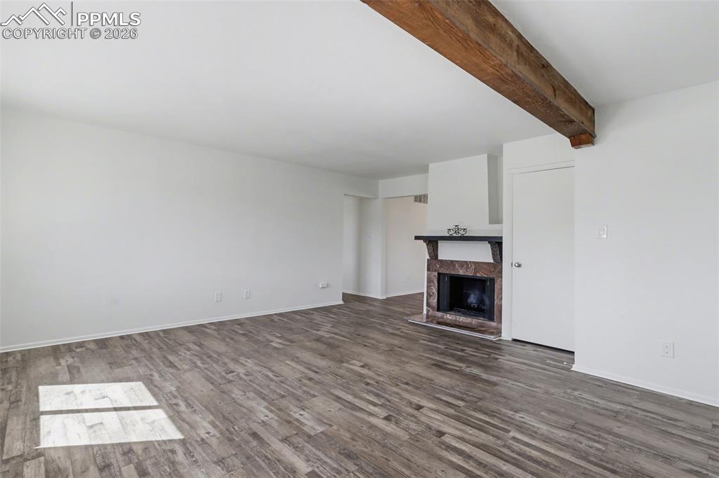 Image 13 of 33: Living Room