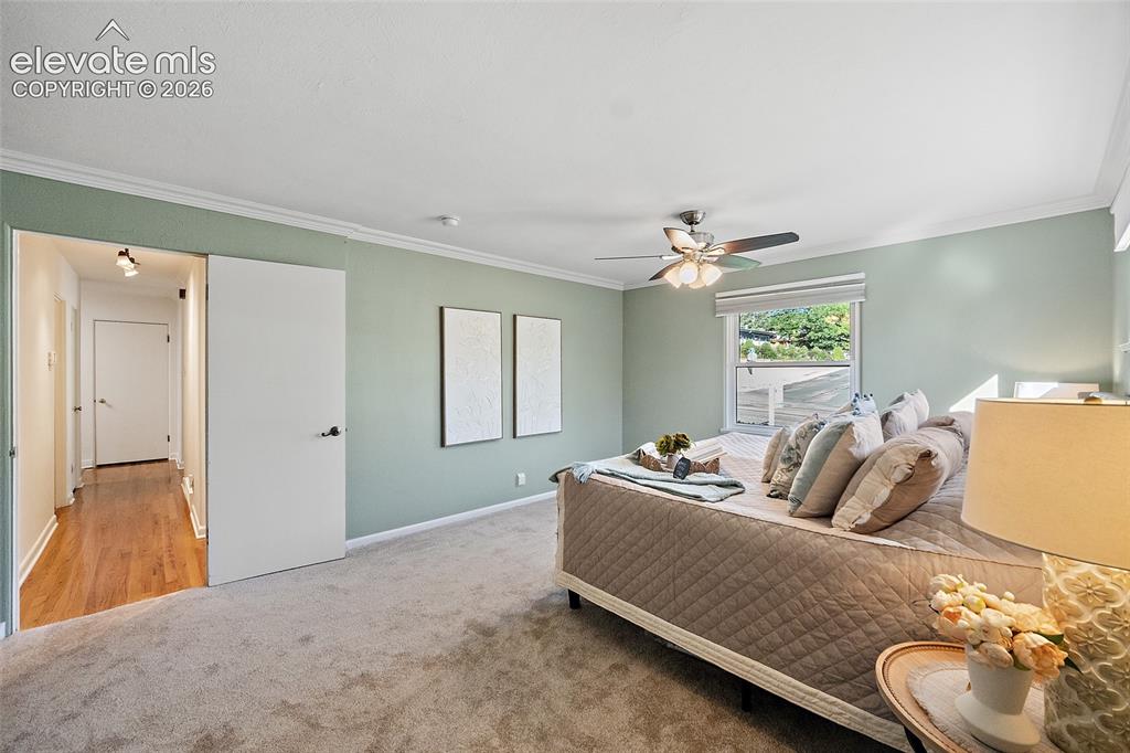 Image 17 of 46: Bedroom