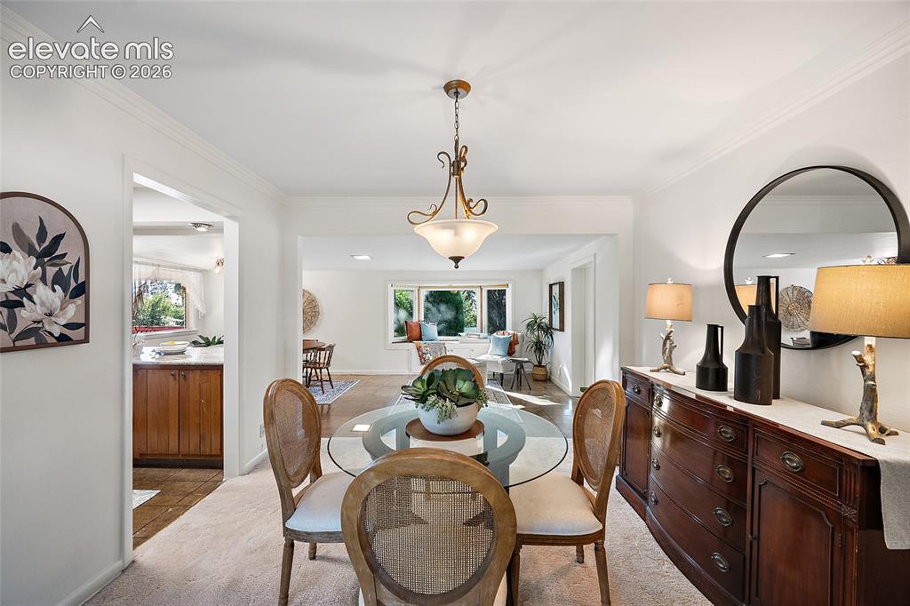 Image 8 of 46: Dining Area