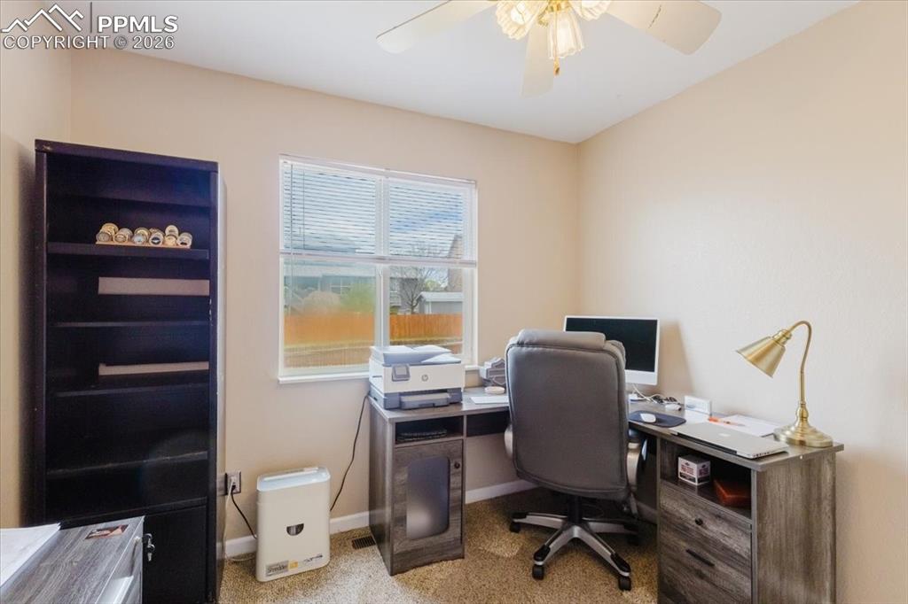 Image 26 of 49: Office