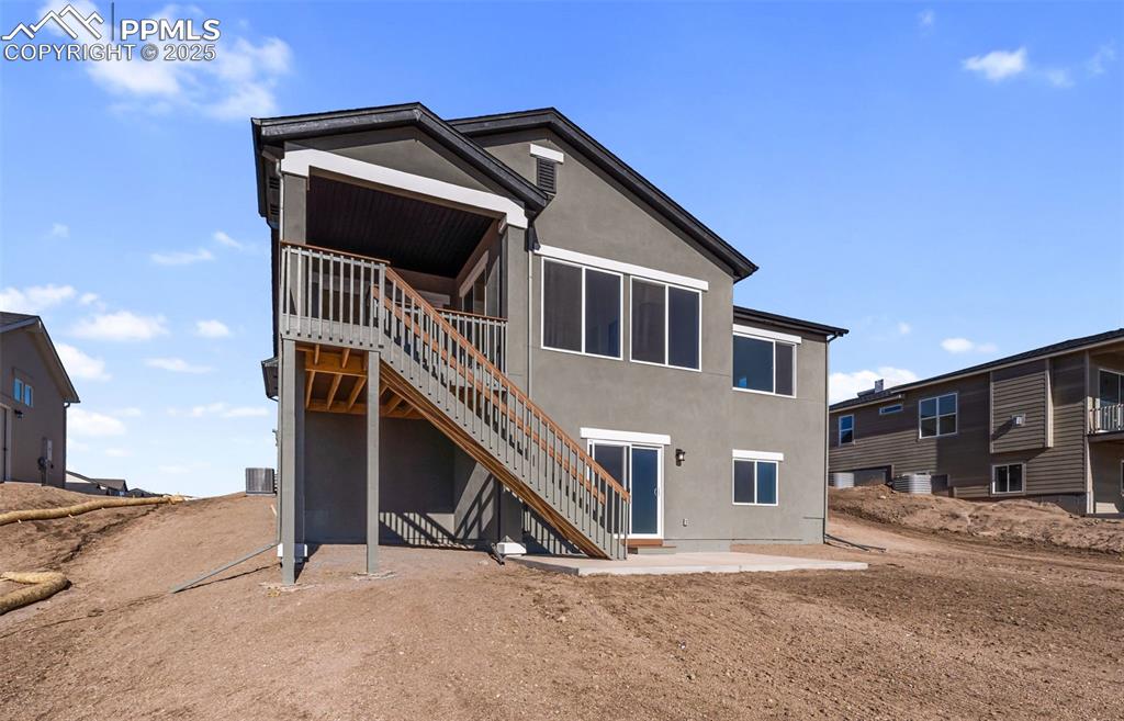 Image 45 of 50: Back of Structure