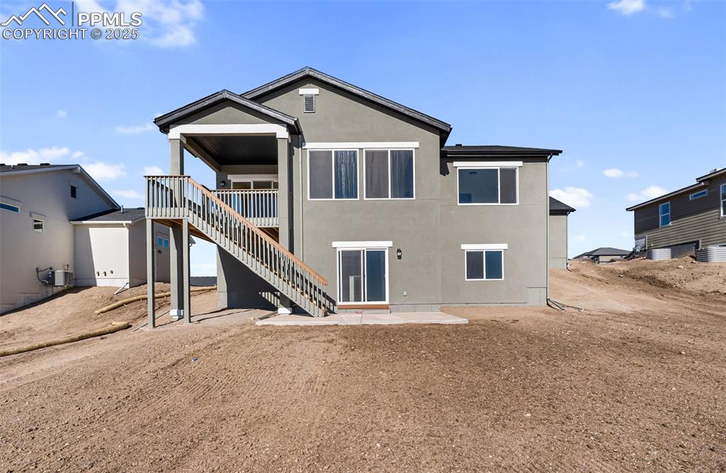 Image 46 of 50: Back of Structure