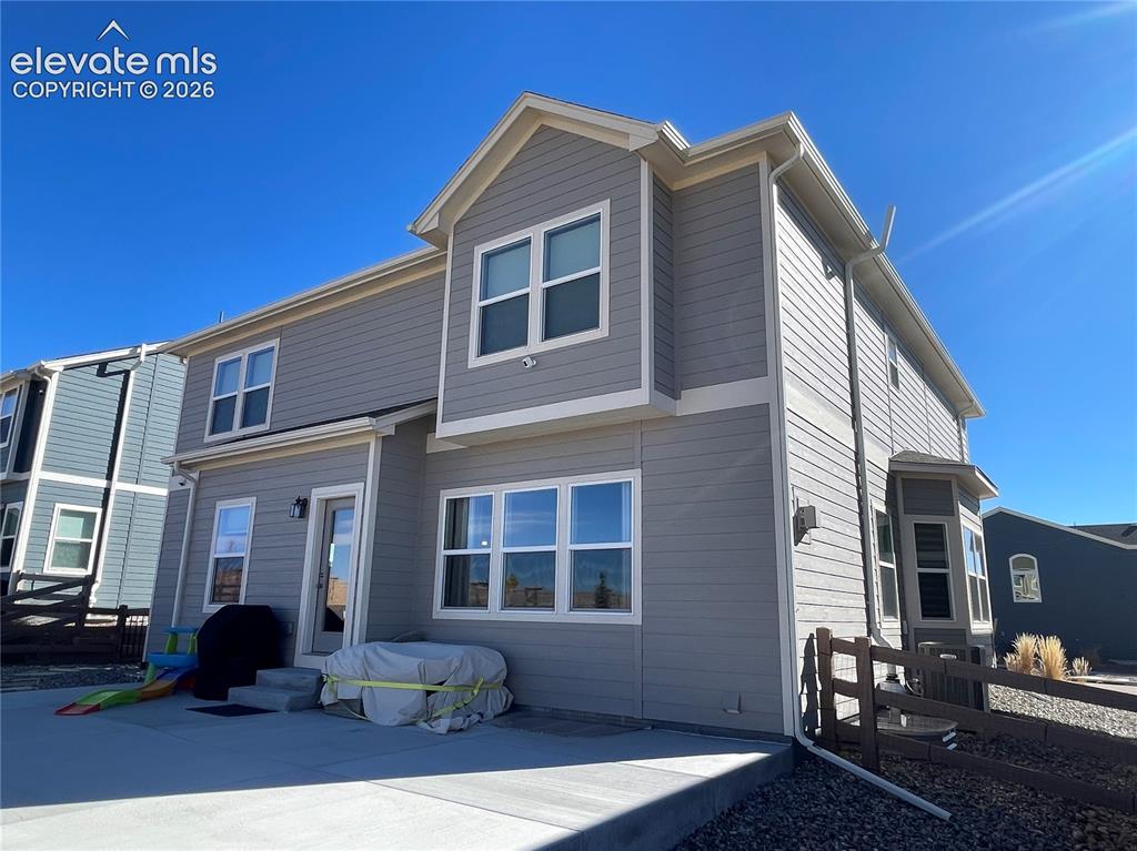 Image 23 of 25: View of front of house