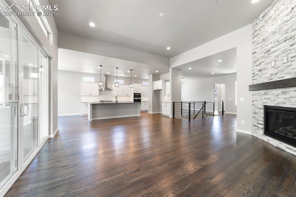 Image 11 of 31: Same floor plan, different house for demonstration