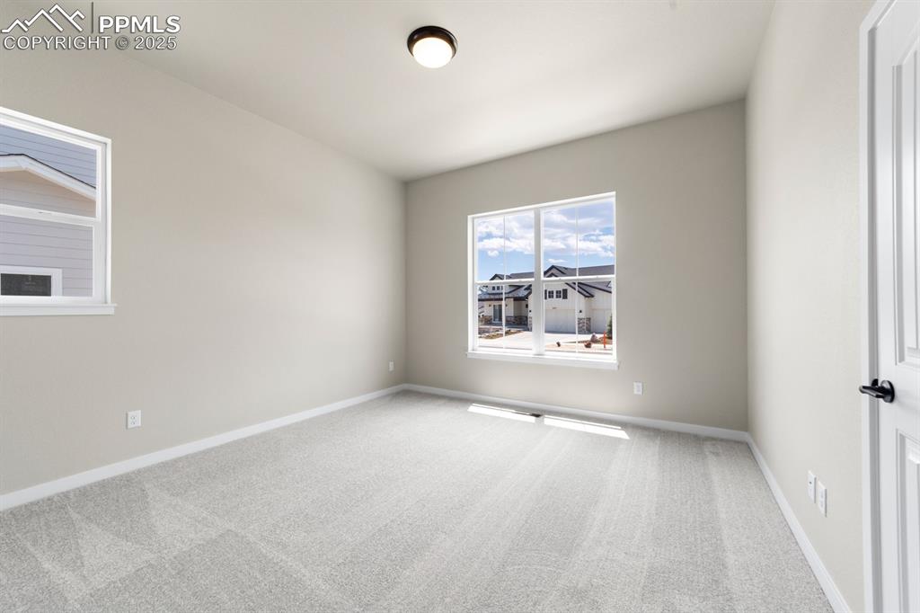 Image 16 of 31: Same floor plan, different house for demonstration