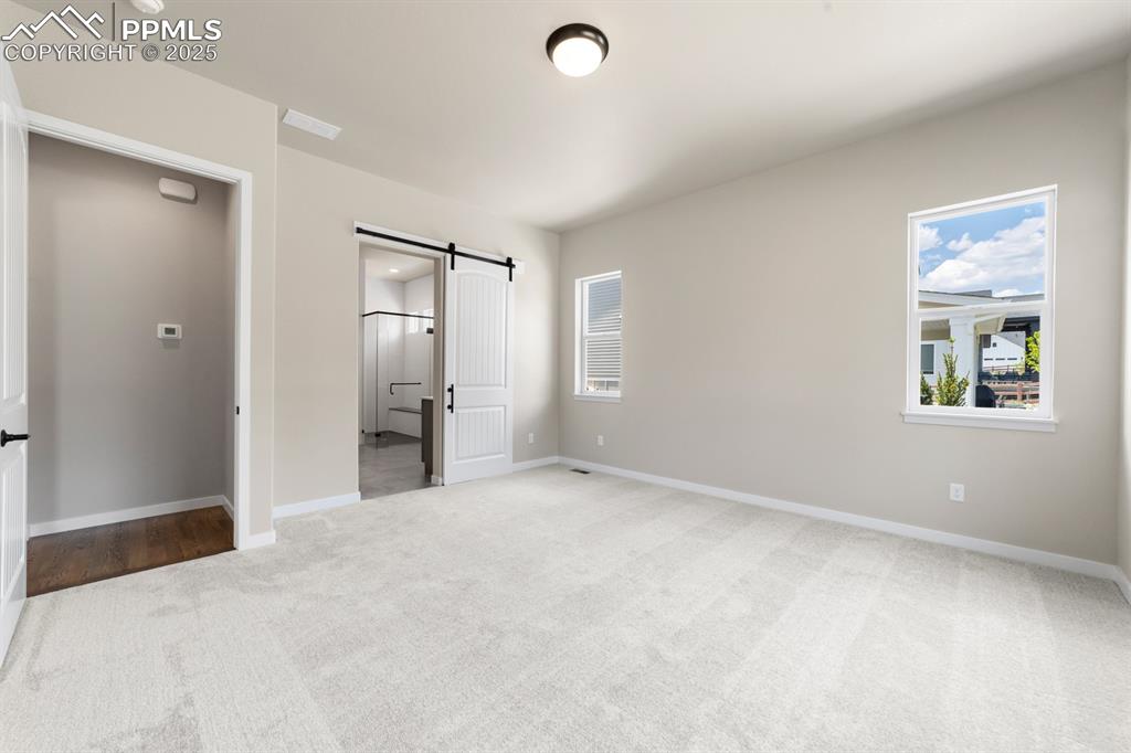 Image 18 of 31: Same floor plan, different house for demonstration