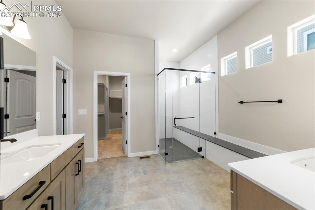 Image 19 of 31: Same floor plan, different house for demonstration