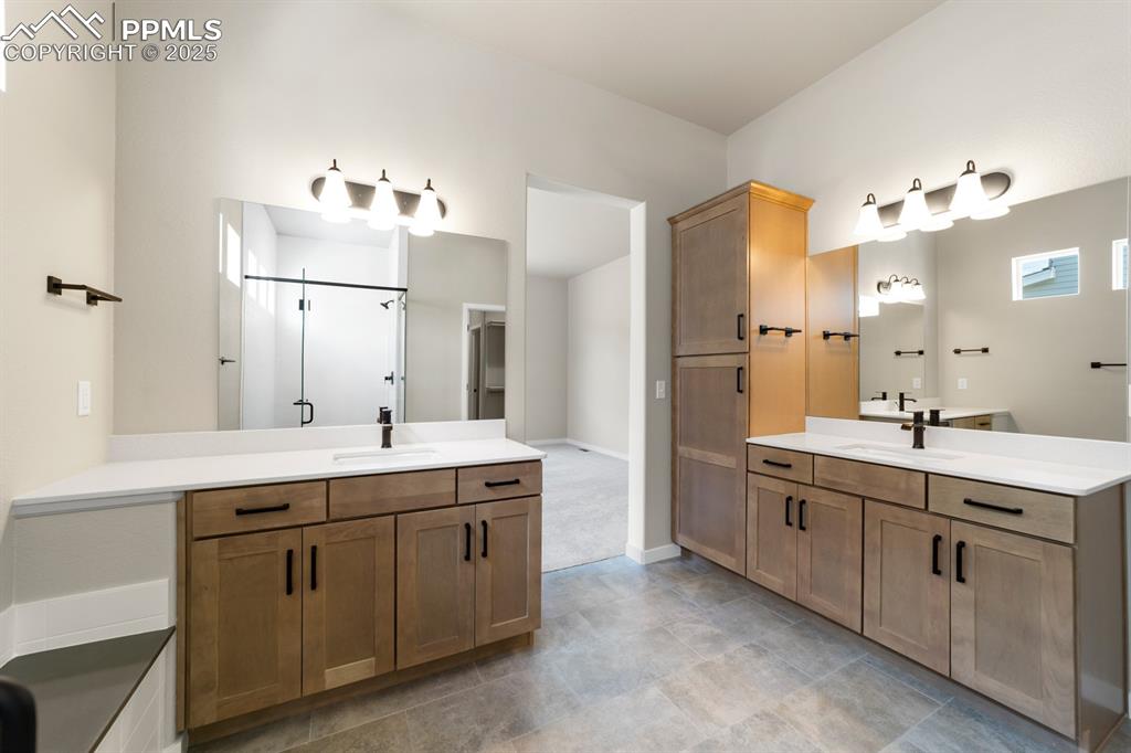 Image 22 of 31: Same floor plan, different house for demonstration