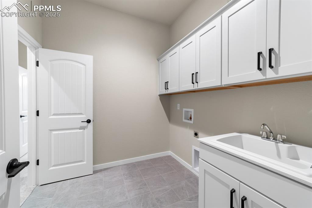 Image 26 of 31: Same floor plan, different house for demonstration