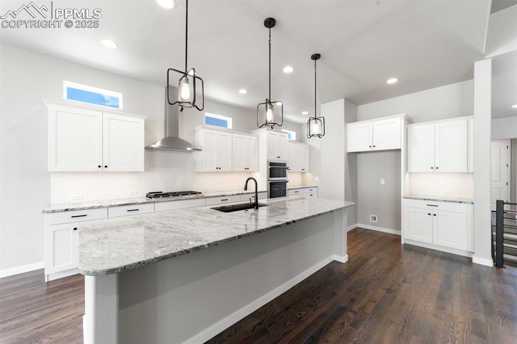 Image 9 of 31: Same floor plan, different house for demonstration