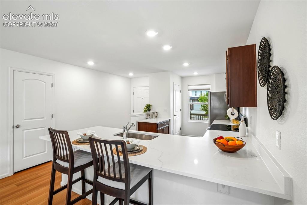 Image 11 of 27: Kitchen