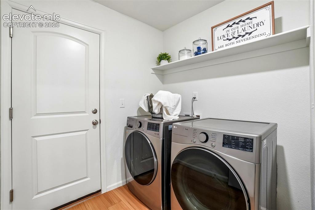 Image 15 of 27: Laundry