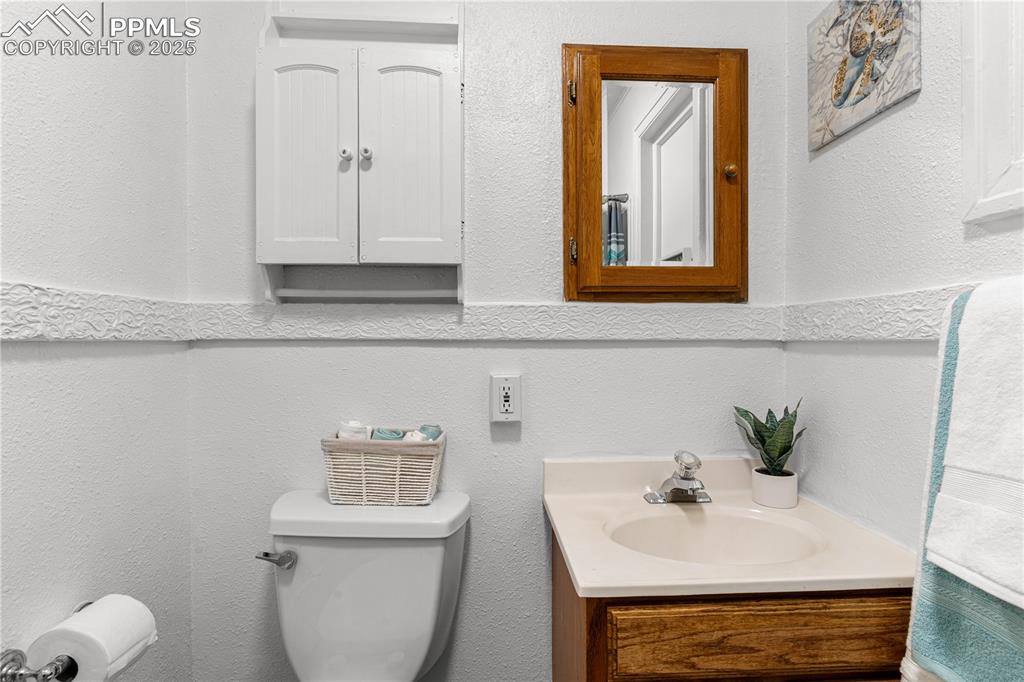 Image 12 of 29: Bathroom